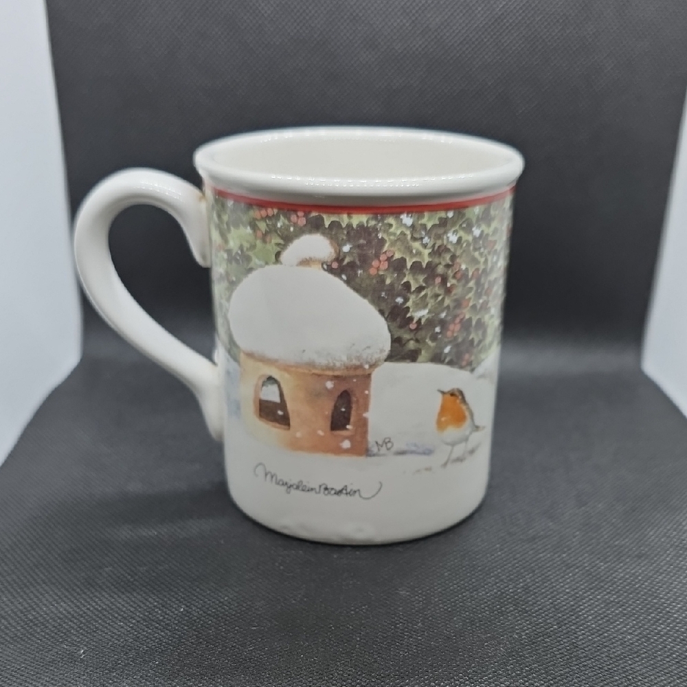 Charming Winter Scene Mug - White and Brown